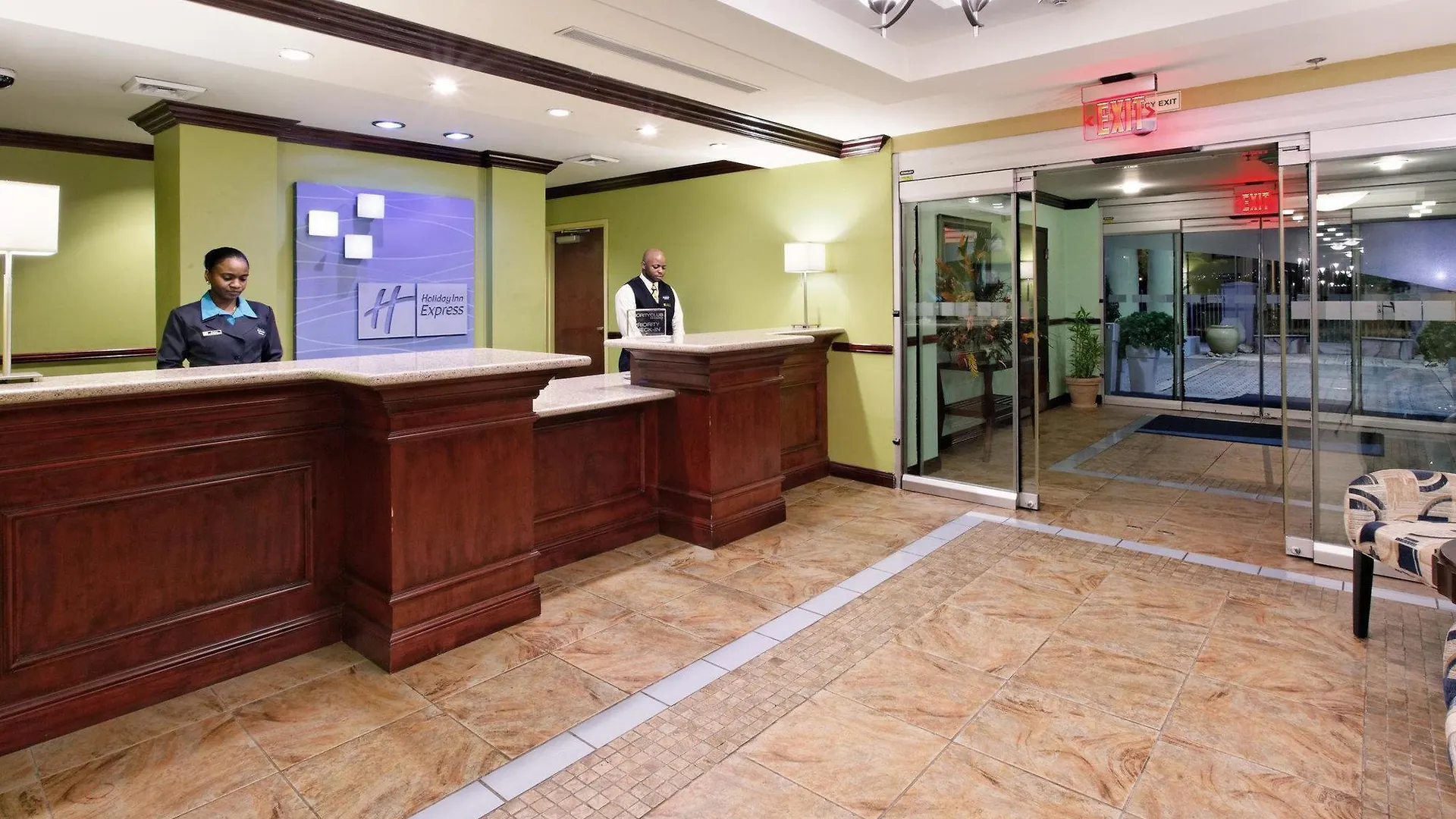 Holiday Inn Express Trincity By Ihg Piarco Trinidad a Tobago